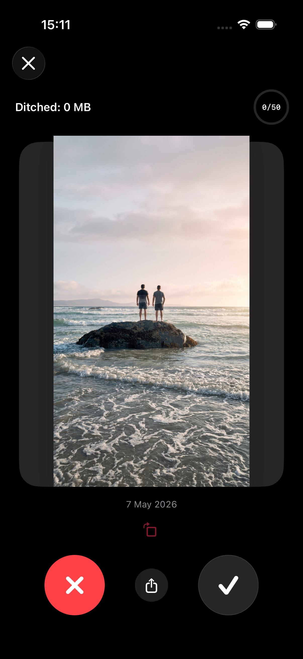 Ditch app showing a photo to keep